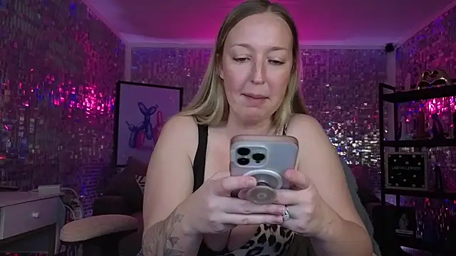 lucyallen4201 online show from 01/12/26, 03:50