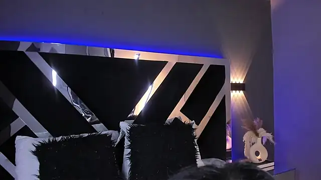 JulietaCheerr online show from 12/30/24, 01:47