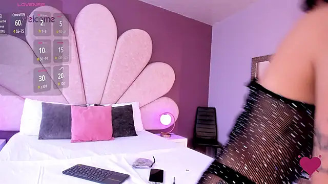 JulietaCheerr online show from 01/25/25, 02:14