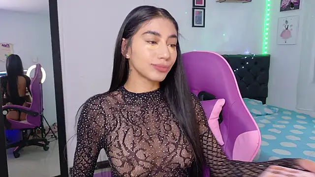 Snapshot of JulietaCheerr chatting on 03/17/26, 01:25 JulietaCheerr online show from 03/17/26, 01:25