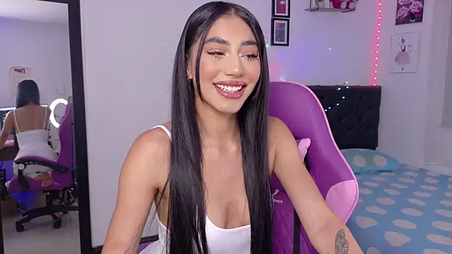 Snapshot of JulietaCheerr chatting on 03/24/26, 01:16 JulietaCheerr online show from 03/24/26, 01:16