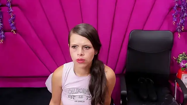 Snapshot of Mariana_Benett chatting on 01/29/25, 08:04 Mariana Benett online show from 01/29/25, 08:04