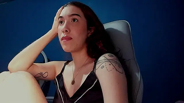 Snapshot of berryxbaby chatting on 04/24/26, 12:13 berryxbaby online show from 04/24/26, 12:13