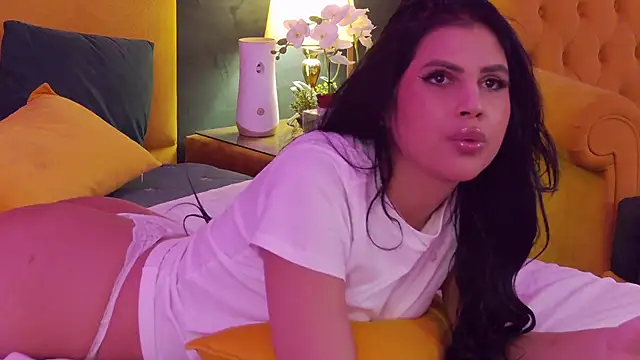 GiuliaHarvey online show from 02/22/25, 10:20