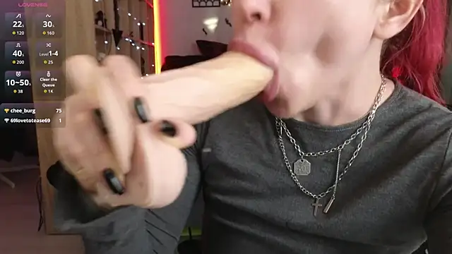 Snapshot of Devil_s_bride chatting on 04/09/26, 02:55 Devil s bride online show from 04/09/26, 02:55