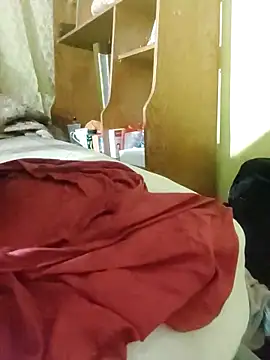 Snapshot of GoddessLorenaTheeSiren chatting on 12/27/24, 02:33 GoddessLorenaTheeSiren online show from 12/27/24, 02:33