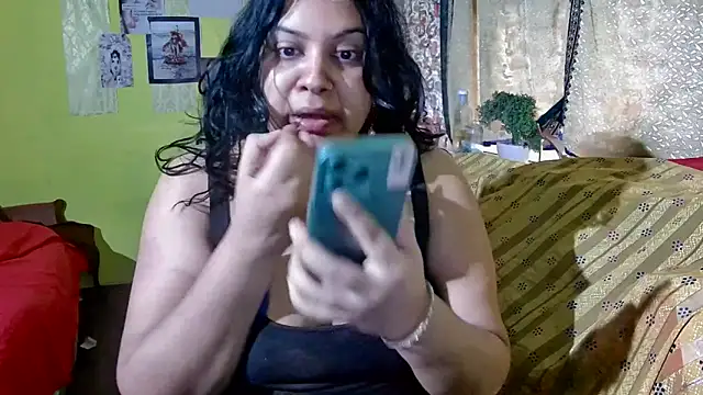Snapshot of GoddessLorenaTheeSiren chatting on 01/22/25, 10:07 GoddessLorenaTheeSiren online show from 01/22/25, 10:07