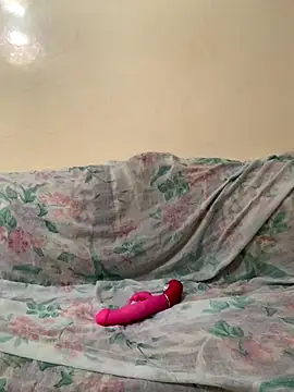 Snapshot of Layla-daloua chatting on 09/20/25, 07:48 Layla-daloua online show from 09/20/25, 07:48