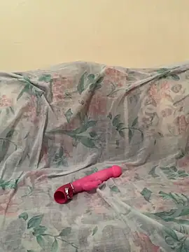 Snapshot of Layla-daloua chatting on 10/05/25, 05:22 Layla-daloua online show from 10/05/25, 05:22