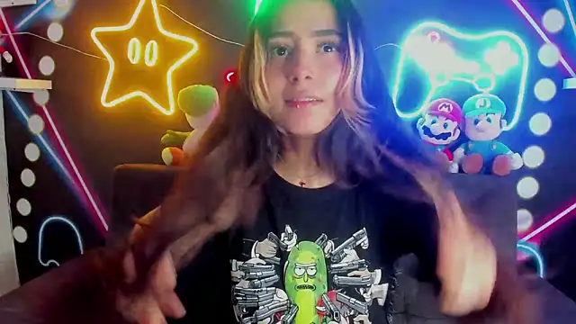 ParisFox  online show from 01/14/25, 08:26