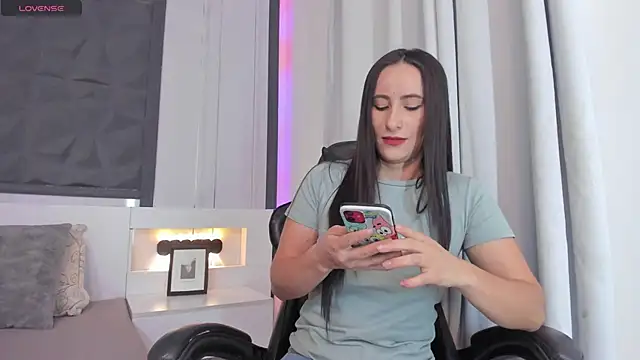 SaraGomez1 online show from 02/28/25, 06:31