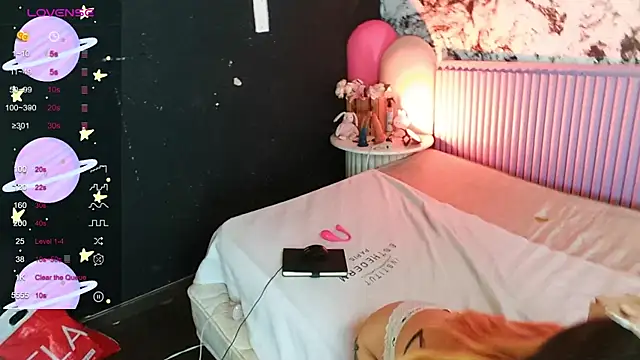 Hayley A02 online show from 01/12/25, 07:53