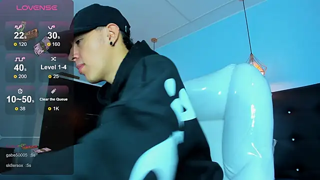 Lobo 17  online show from 11/29/25, 03:42