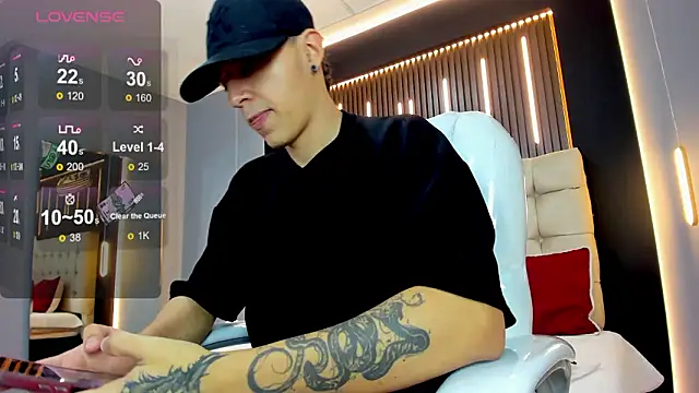 Lobo 17  online show from 02/13/26, 03:46