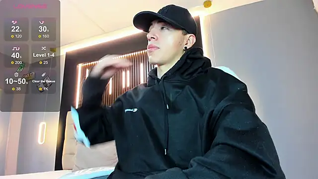 Snapshot of Lobo_17_ chatting on 03/31/26, 03:52 Lobo 17 online show from 03/31/26, 03:52