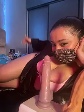 belquiis online show from 10/11/25, 10:52