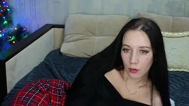 Snapshot of MonikaSweetXXX chatting on 12/27/24, 11:21 MonikaSweetXXX online show from 12/27/24, 11:21