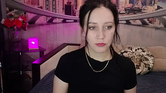 Snapshot of MonikaSweetXXX chatting on 03/03/25, 08:43 MonikaSweetXXX online show from 03/03/25, 08:43