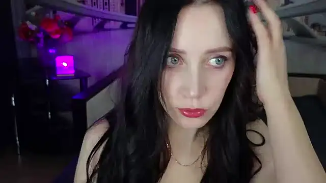 Snapshot of MonikaSweetXXX chatting on 03/14/25, 08:28 MonikaSweetXXX online show from 03/14/25, 08:28