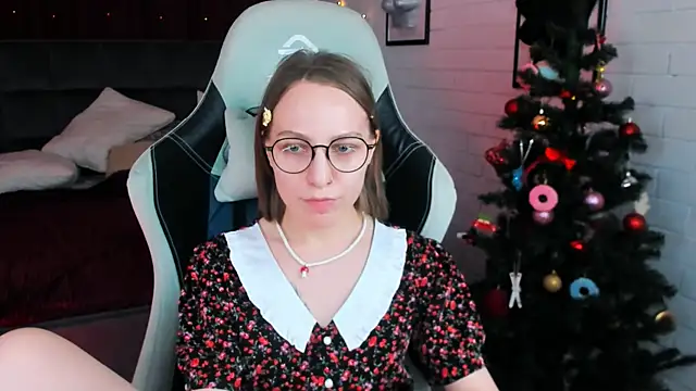 AphexQueen online show from 12/20/24, 07:17