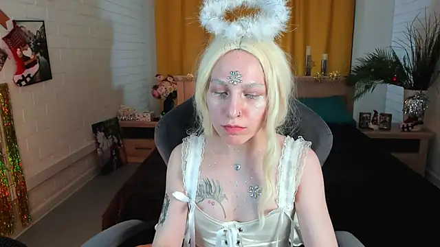 AphexQueen online show from 12/23/24, 04:28