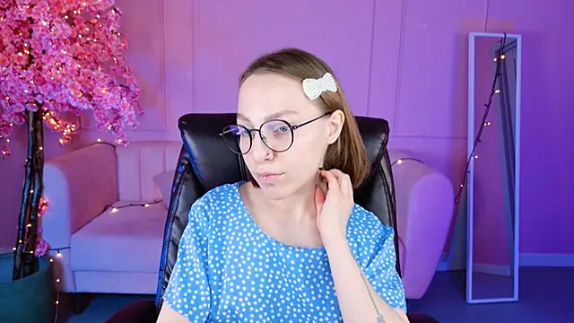 AphexQueen online show from 01/19/25, 01:22