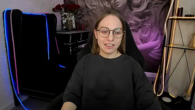 AphexQueen online show from 02/14/25, 01:08