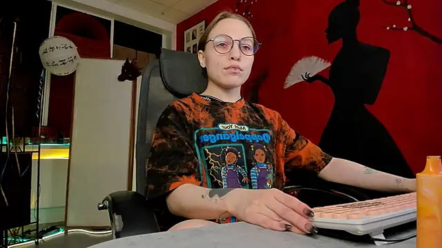 AphexQueen online show from 02/18/25, 03:32