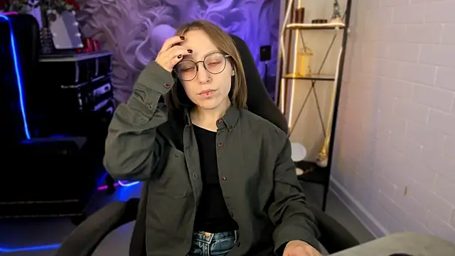 AphexQueen online show from 02/27/25, 09:11