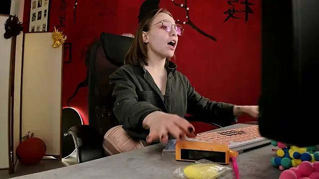 AphexQueen online show from 03/08/25, 07:20