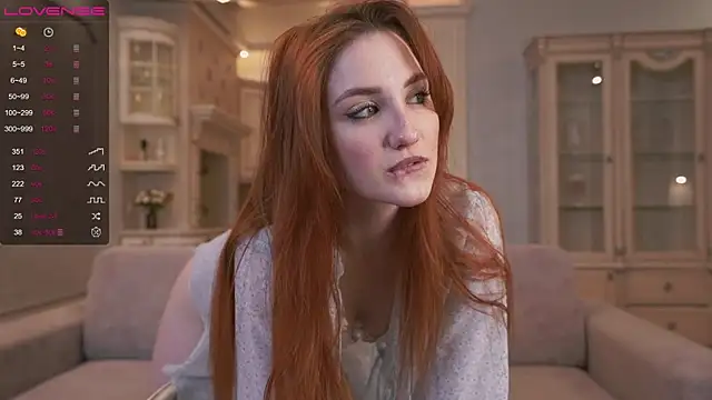 EsmaCrumbley online show from 02/12/25, 04:23