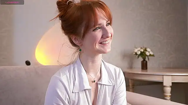 EsmaCrumbley online show from 03/02/25, 05:12