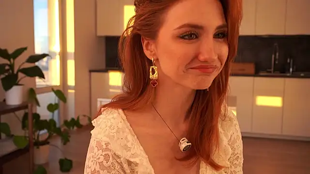 EsmaCrumbley online show from 11/21/25, 04:11