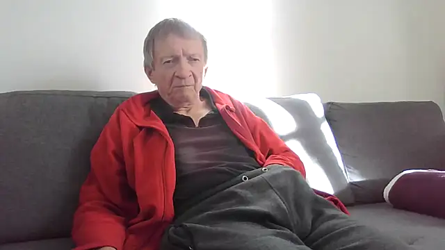 Snapshot of naturiste974 chatting on 10/23/25, 03:22 naturiste974 online show from 10/23/25, 03:22