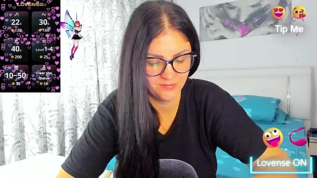 Snapshot of MyaBigBoobs chatting on 09/25/25, 07:01 MyaBigBoobs online show from 09/25/25, 07:01