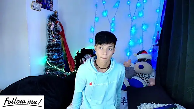 twink sebas  online show from 12/31/24, 03:20