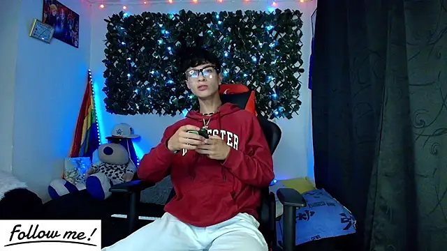 twink sebas  online show from 01/11/25, 04:16