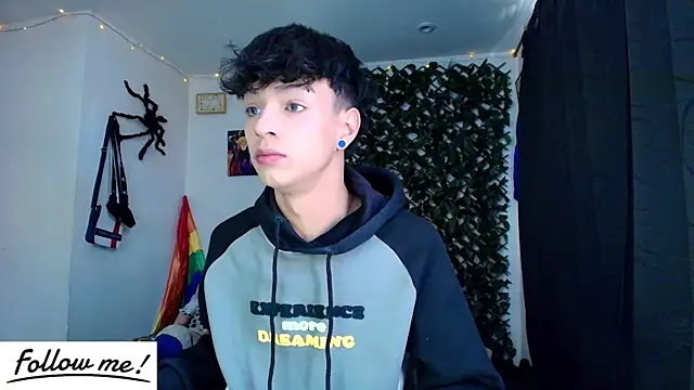 twink sebas  online show from 01/20/25, 04:55