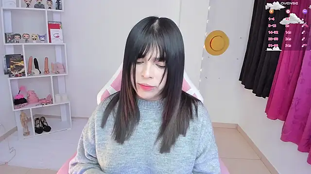 Snapshot of misshoneyxxx chatting on 02/06/25, 02:44 misshoneyxxx online show from 02/06/25, 02:44