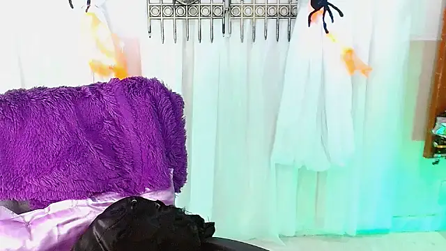 Marybaby 69 online show from 10/21/25, 10:54