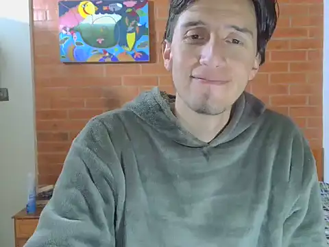 Snapshot of johan70sexy chatting on 02/05/26, 02:38 johan70sexy online show from 02/05/26, 02:38