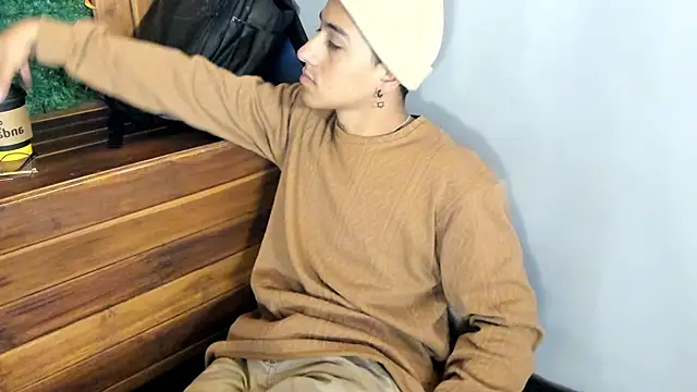 Andy Joy  online show from 11/24/25, 11:21