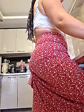 Snapshot of Erotica333 chatting on 07/13/26, 02:53 Erotica333 online show from 07/13/26, 02:53