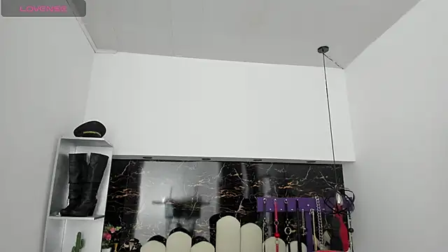 Snapshot of Kathia_Armstrong chatting on 12/28/24, 12:24 Kathia Armstrong online show from 12/28/24, 12:24