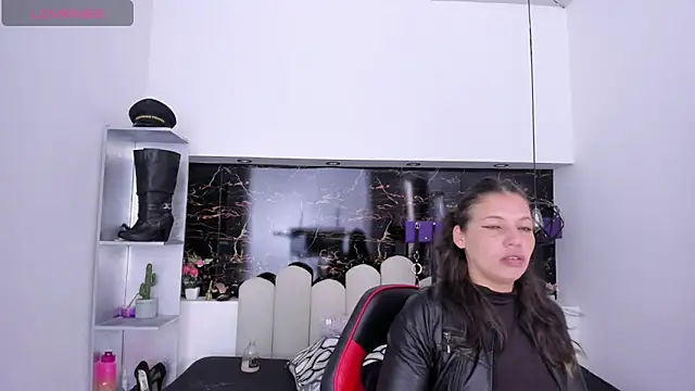 Snapshot of Kathia_Armstrong chatting on 01/21/25, 12:50 Kathia Armstrong online show from 01/21/25, 12:50