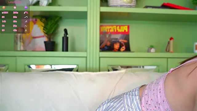 LindaFarmer online show from 04/16/26, 04:57