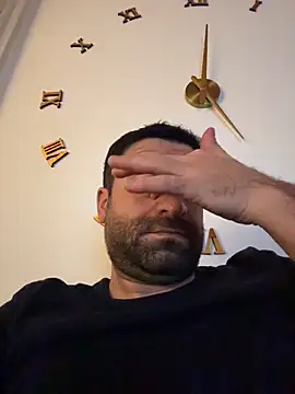 Snapshot of 235BABIKO235 chatting on 12/02/25, 04:02 235BABIKO235 online show from 12/02/25, 04:02