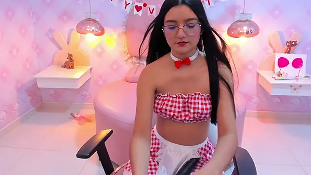 Saraa Skinny online show from 02/22/25, 11:46