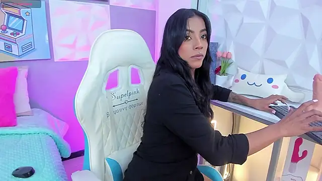 Snapshot of Amber_villalobos_ chatting on 03/24/26, 04:17 Amber villalobos online show from 03/24/26, 04:17