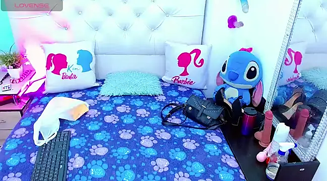 antonela xxx online show from 03/22/25, 08:26